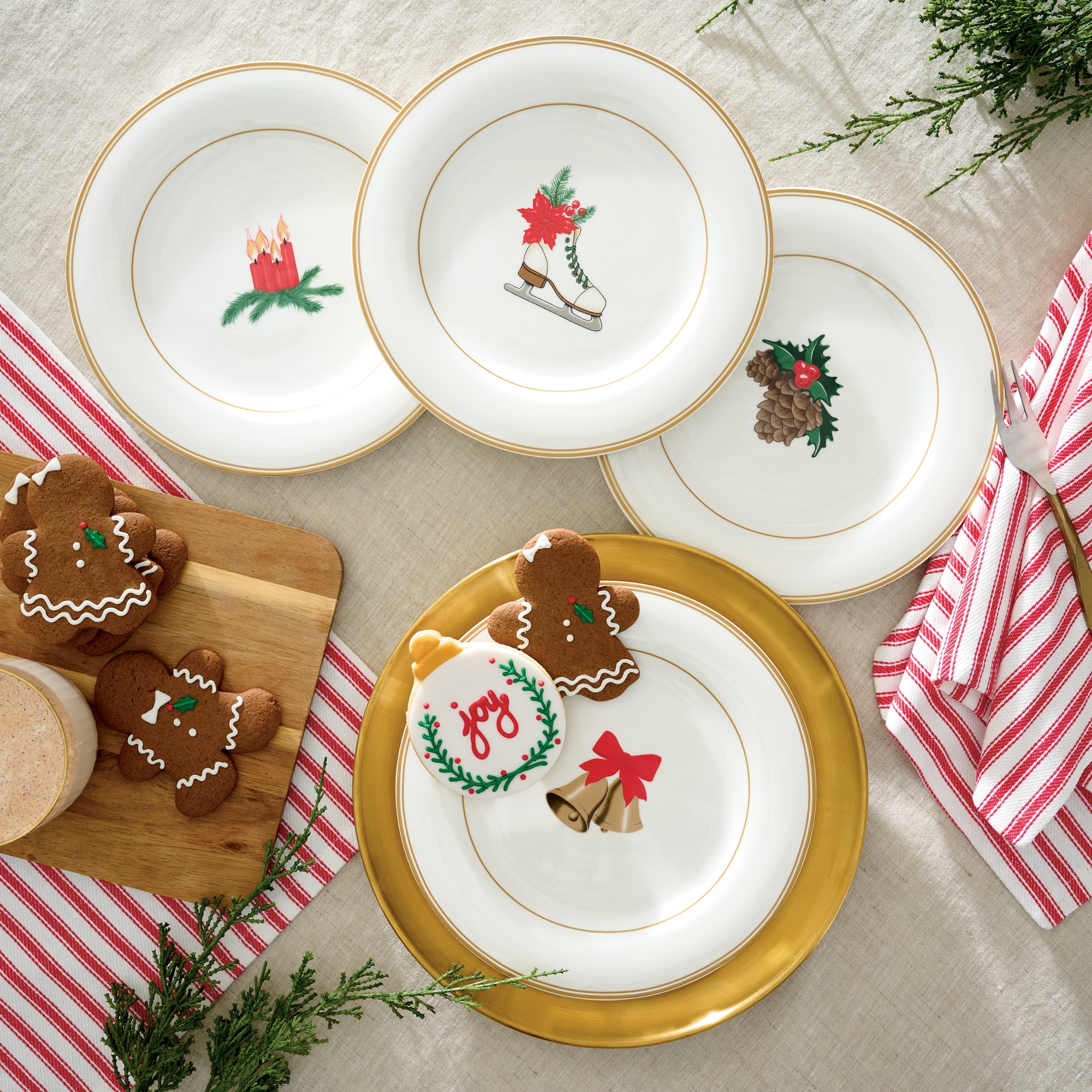 Nostalgic Christmas Plates